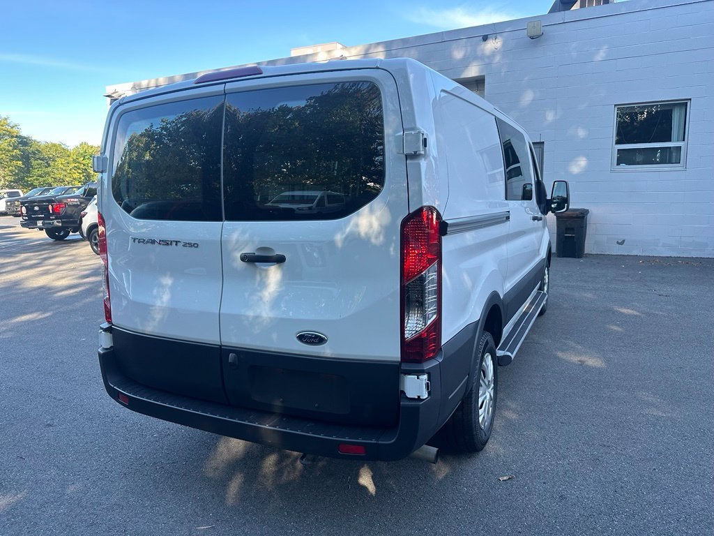 2025 Ford Transit-250 Base Low Roof