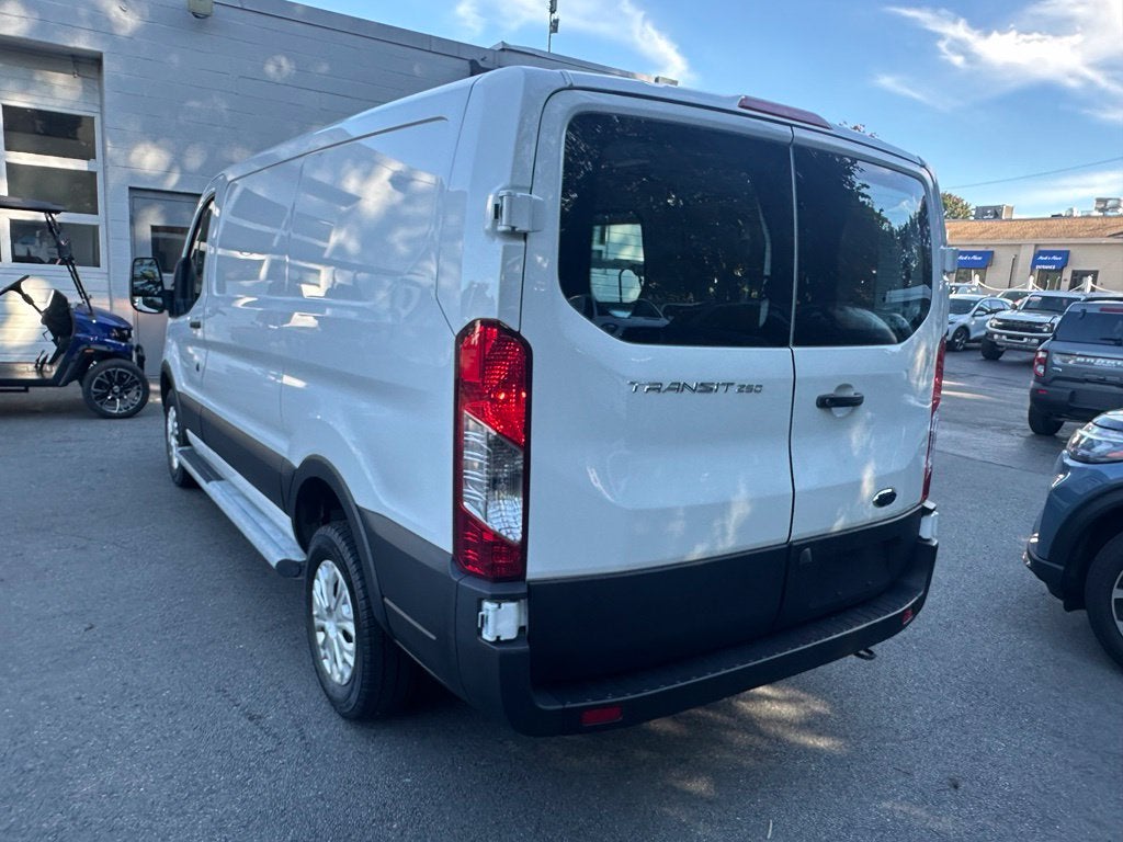 2025 Ford Transit-250 Base Low Roof