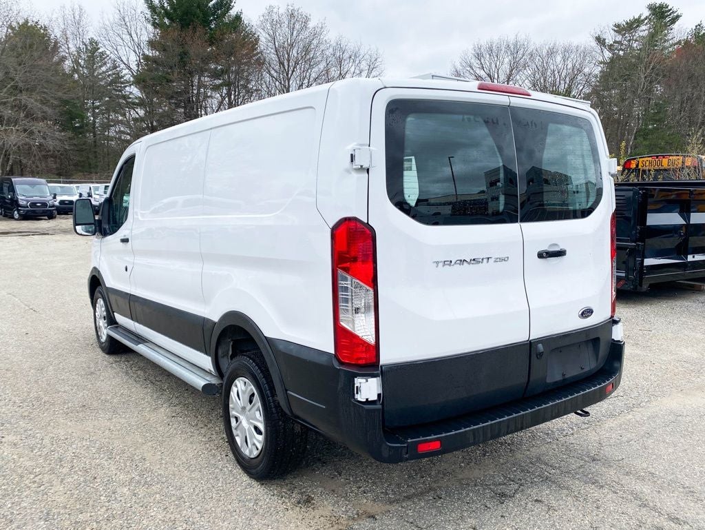 2024 Ford Transit Cargo Van T-250 130" Low Rf 9070 GVWR RWD