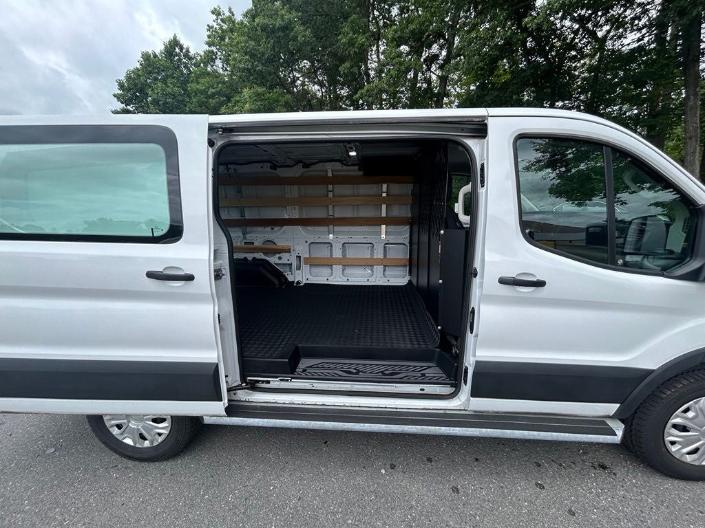 2025 Ford Transit-250 Base Low Roof
