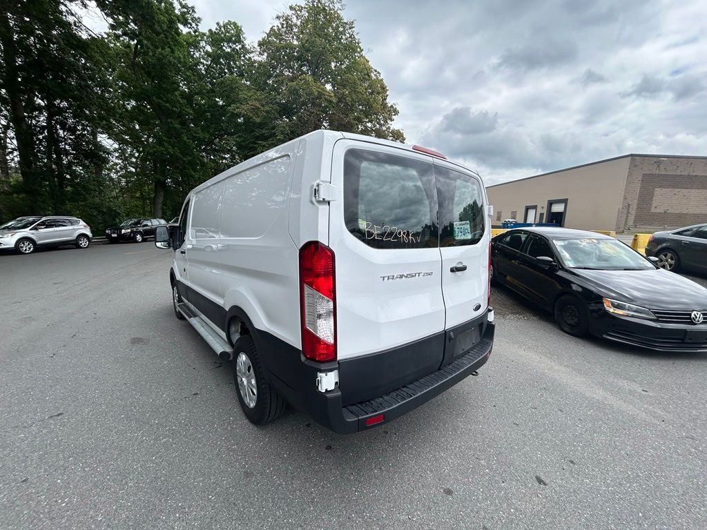 2025 Ford Transit-250 Base Low Roof