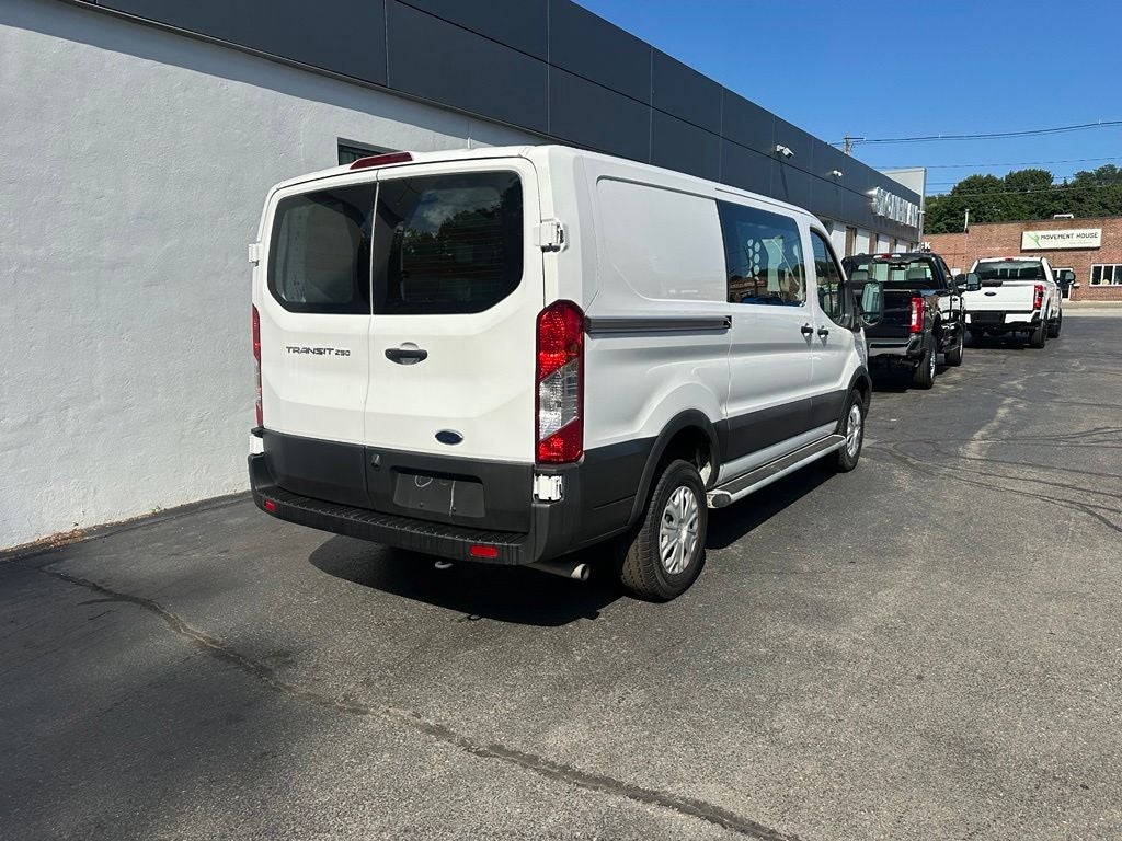 2025 Ford Transit-250 Base Low Roof