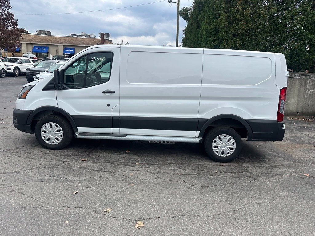 2025 Ford Transit-250 Base Low Roof