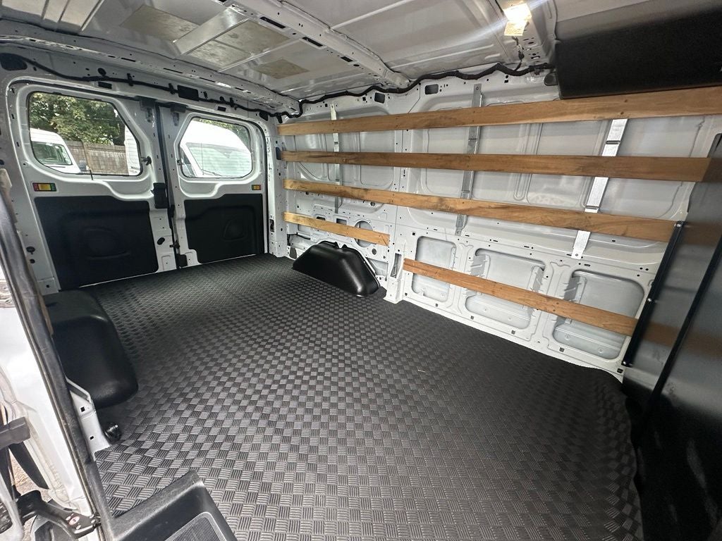 2025 Ford Transit-250 Base Low Roof
