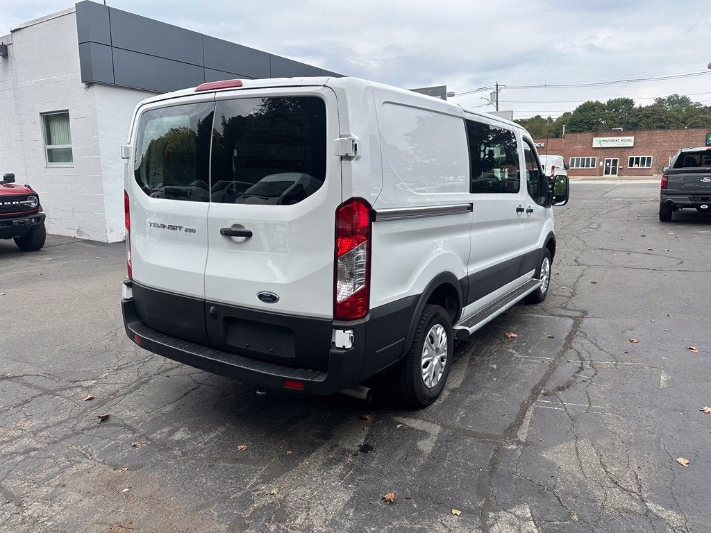 2025 Ford Transit-250 Base Low Roof