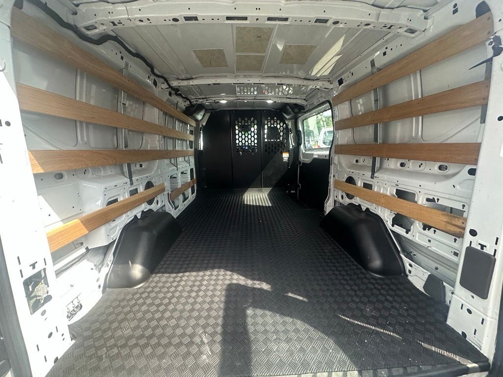 2025 Ford Transit-250 Base Low Roof