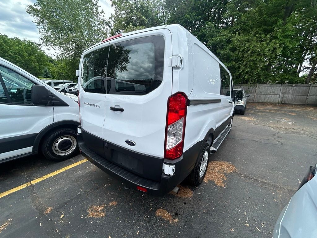 2025 Ford Transit Cargo Van Low Roof
