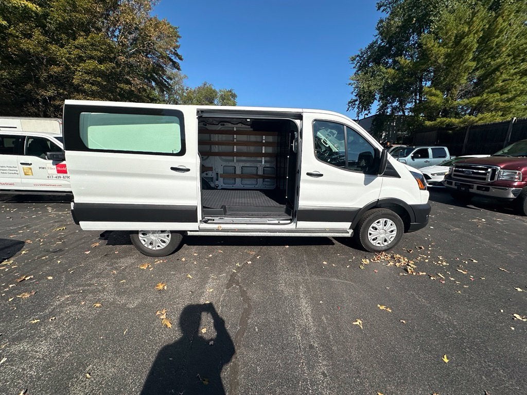 2025 Ford Transit-250 Base Low Roof