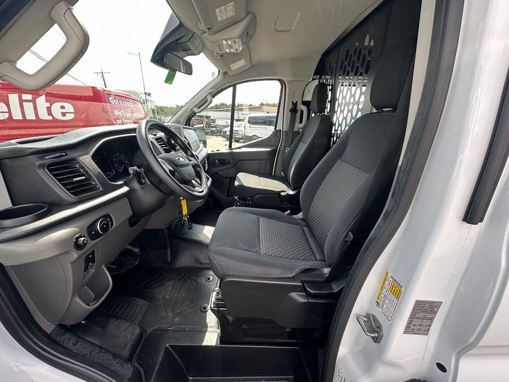 2025 Ford Transit-250 Base Low Roof