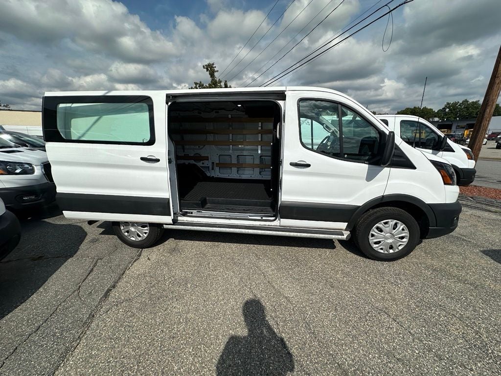2025 Ford Transit-250 Base Low Roof
