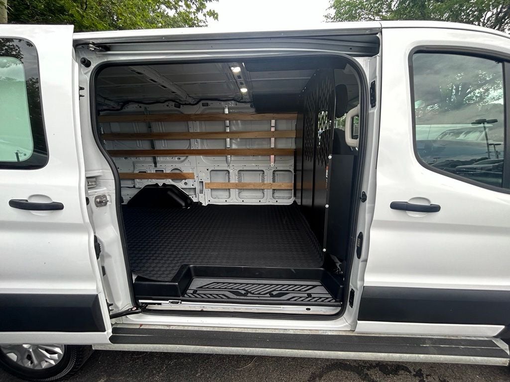 2025 Ford Transit-250 Base Lo Roof