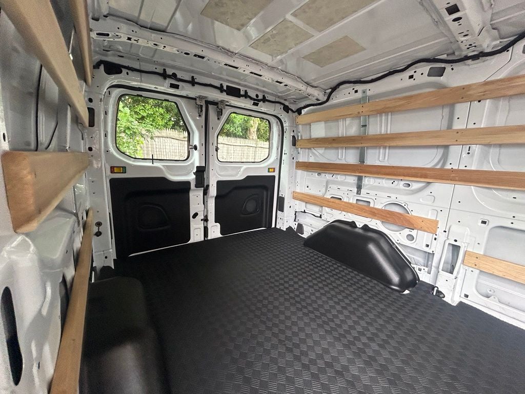 2025 Ford Transit-250 Base Lo Roof