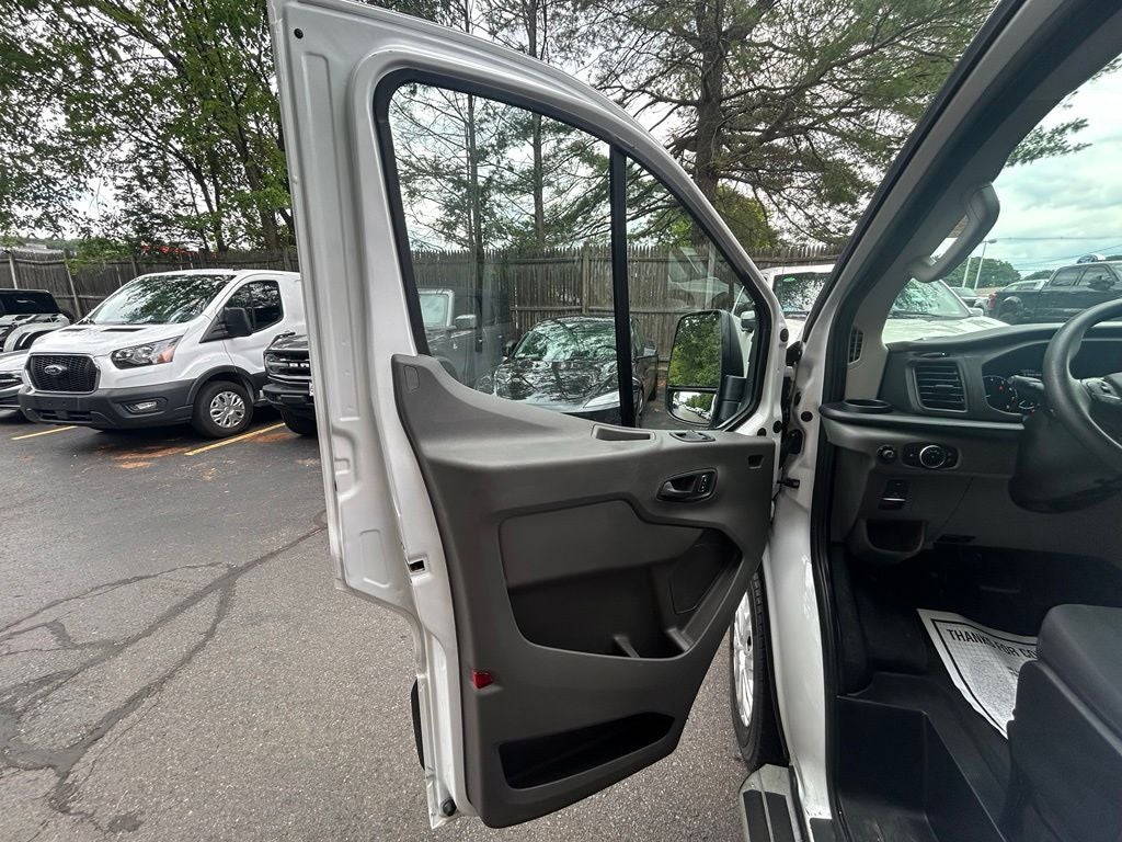2025 Ford Transit-250 Base Lo Roof