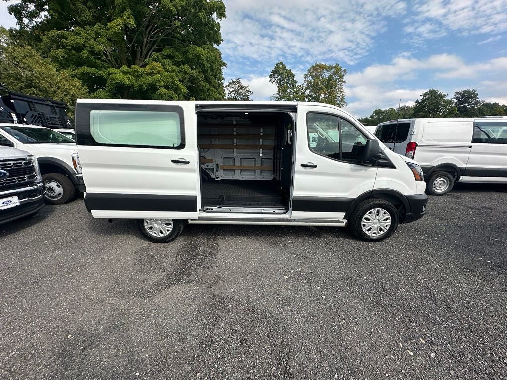 2025 Ford Transit-250 Base
