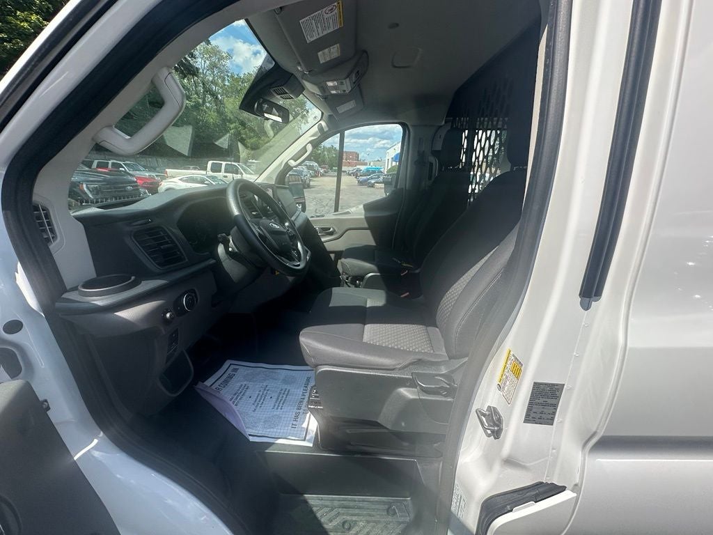 2025 Ford Transit-250 Base Low Roof