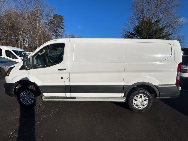 2024 Ford Transit Cargo Van 250 L/Roof