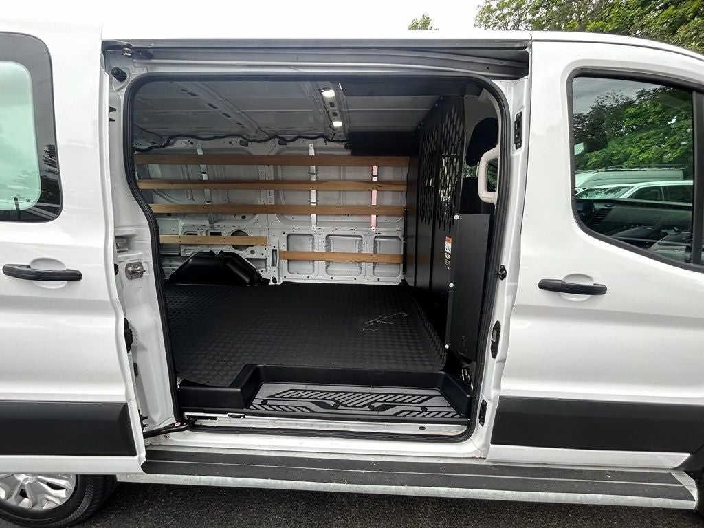 2025 Ford Transit-250 Base Low Roof