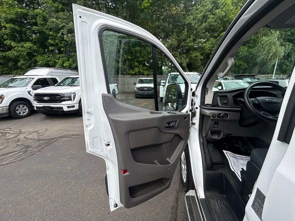 2025 Ford Transit-250 Base Low Roof