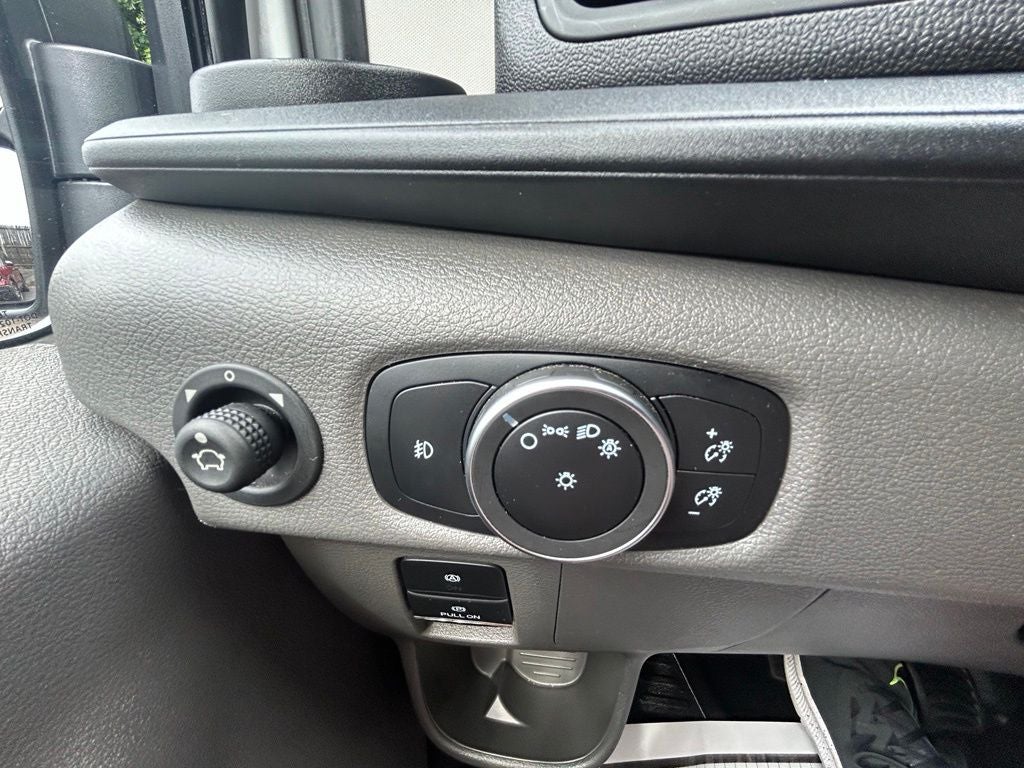 2025 Ford Transit-250 Base Low Roof