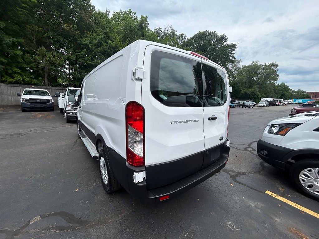 2025 Ford Transit-250 Base Low Roof