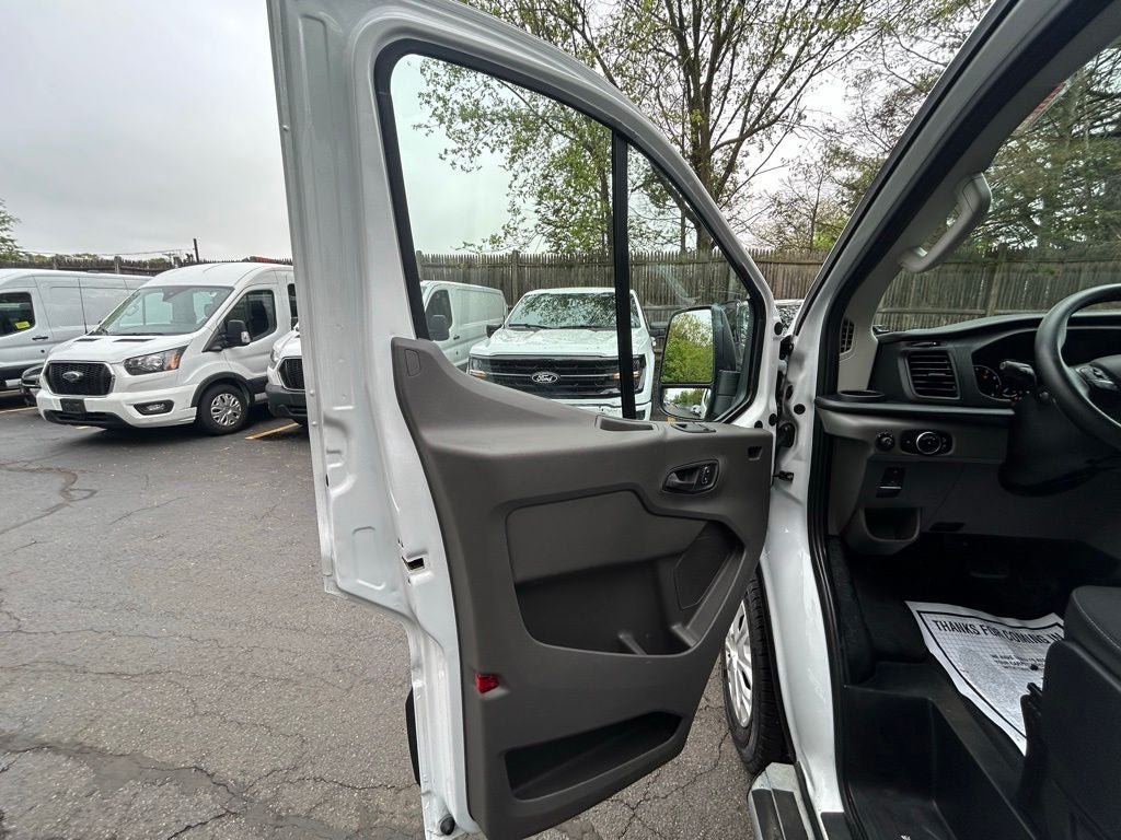 2025 Ford Transit-250 Base