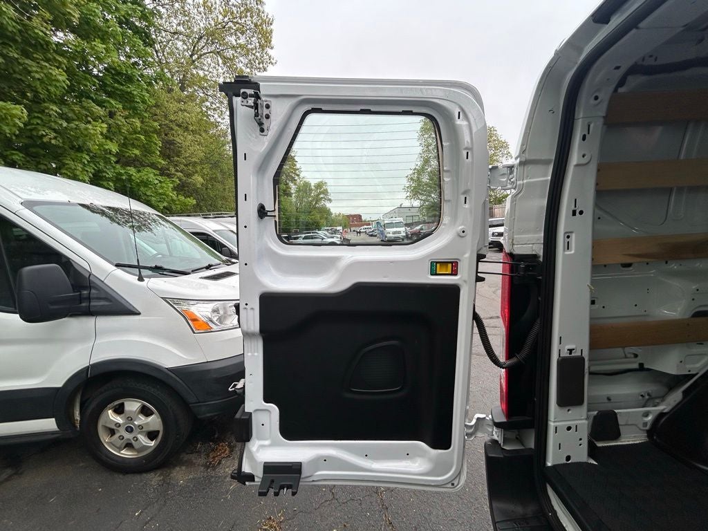 2025 Ford Transit-250 Base