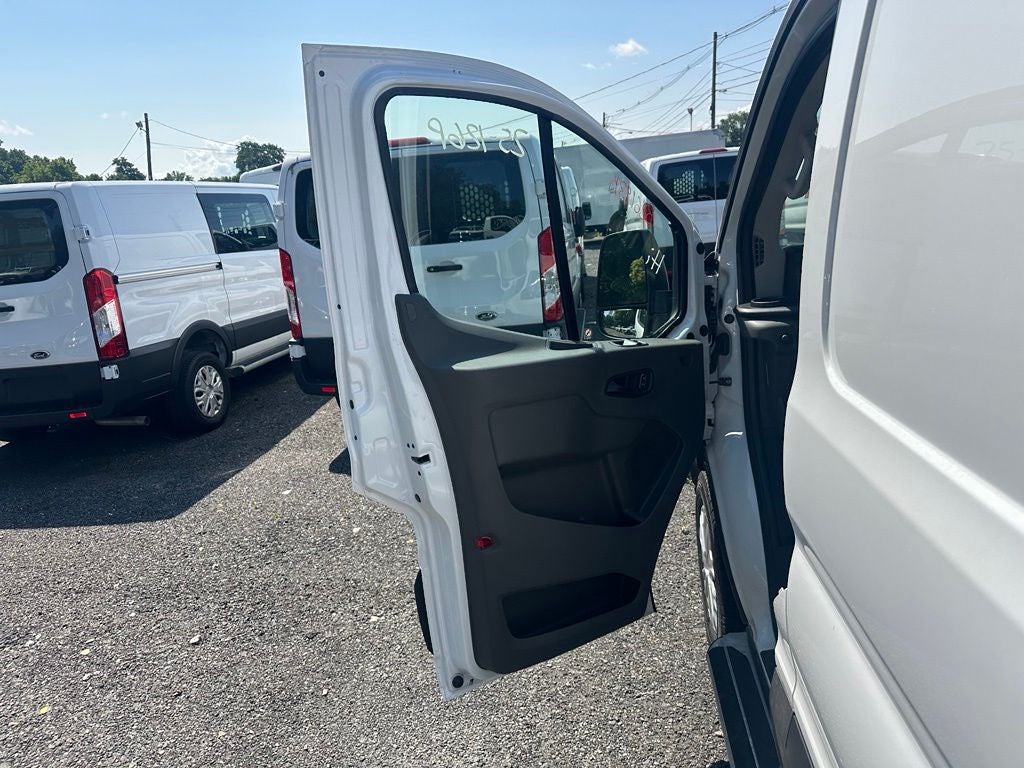 2025 Ford Transit-250 Base Low Roof