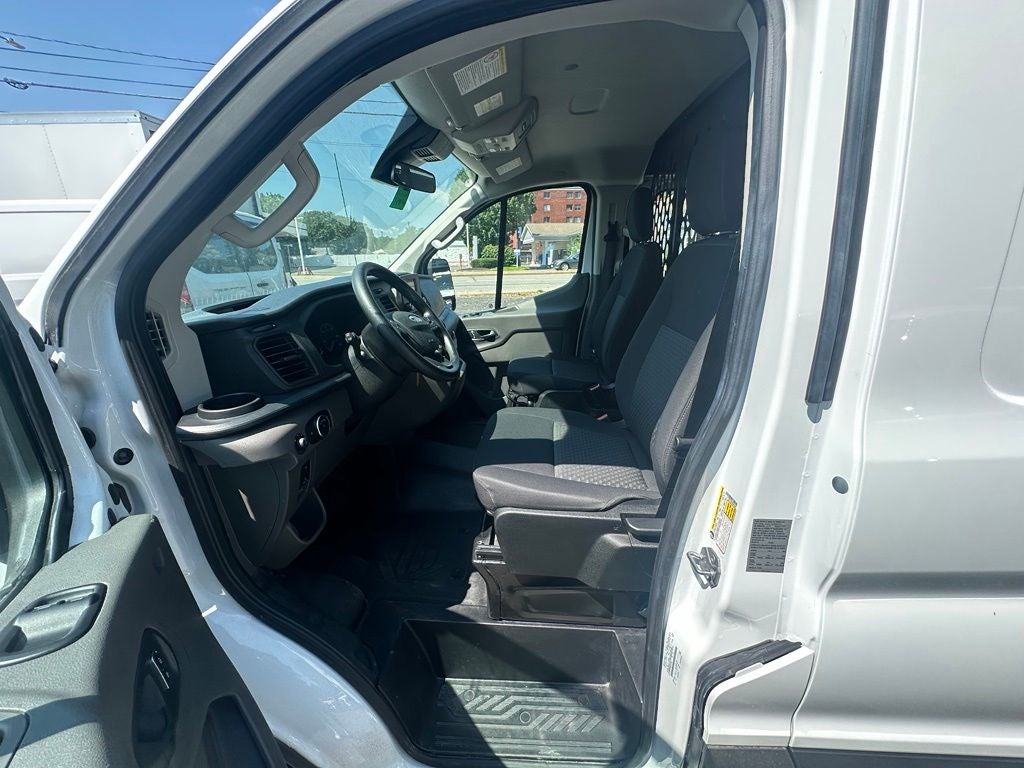2025 Ford Transit-250 Base Low Roof
