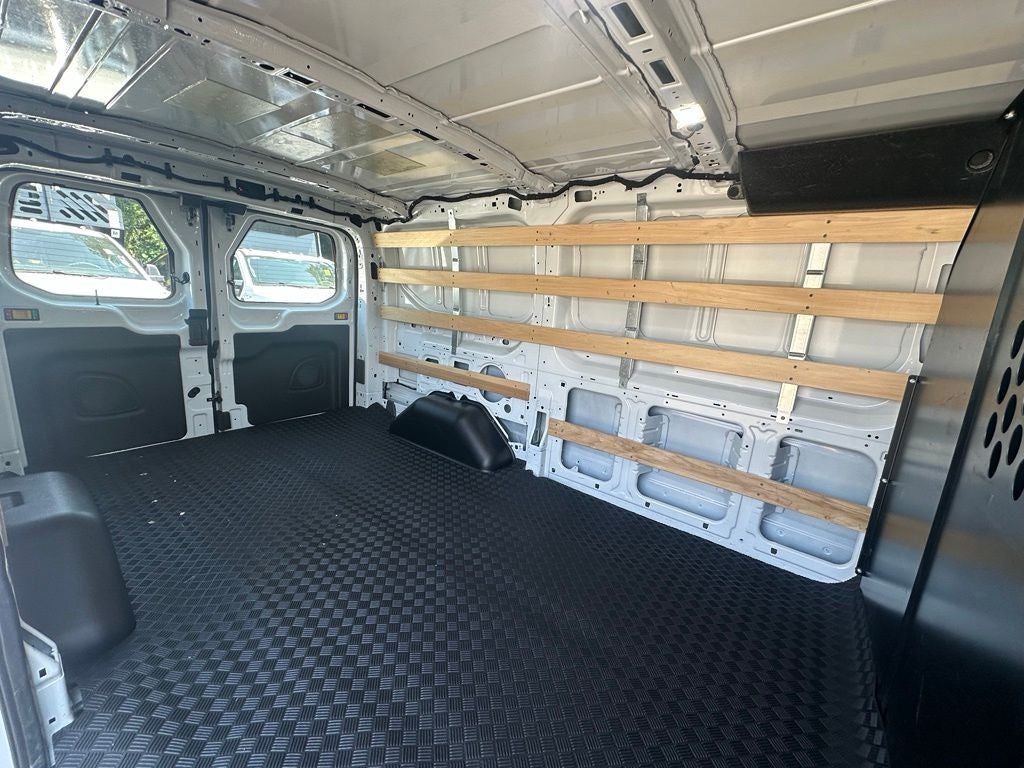 2025 Ford Transit-250 Base Low Roof