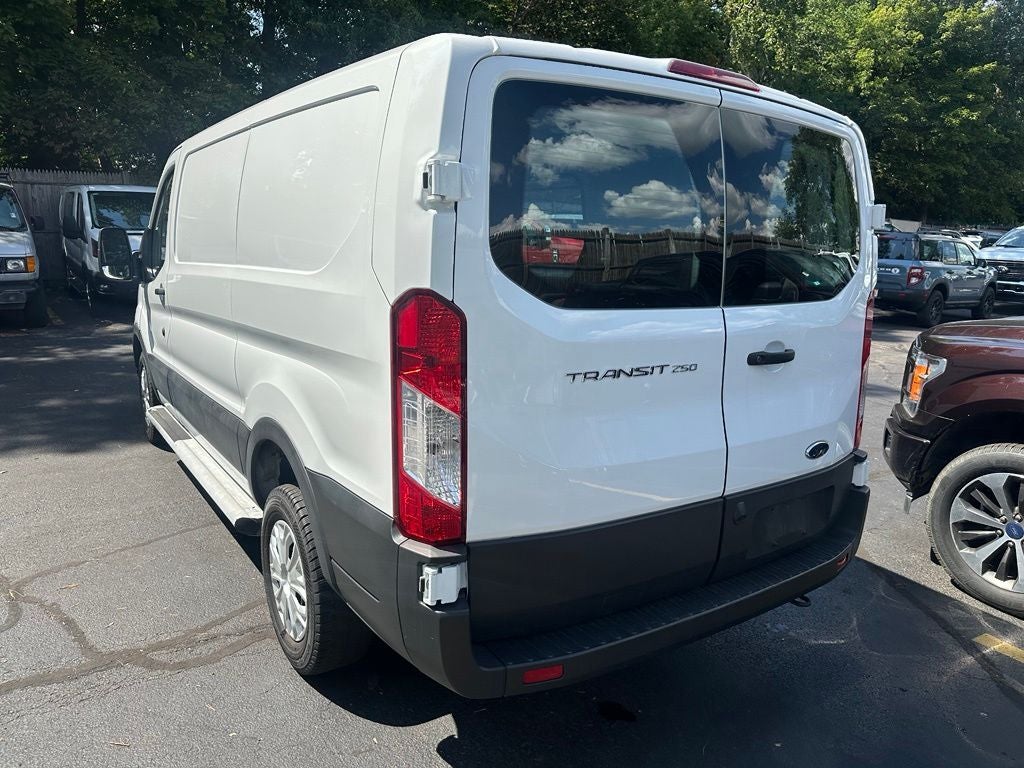 2025 Ford Transit-250 Base Low Roof