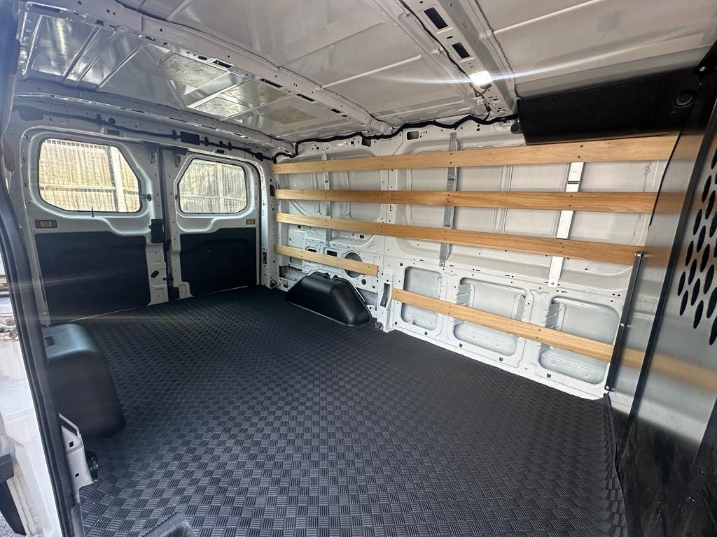 2025 Ford Transit-250 Base Low Roof