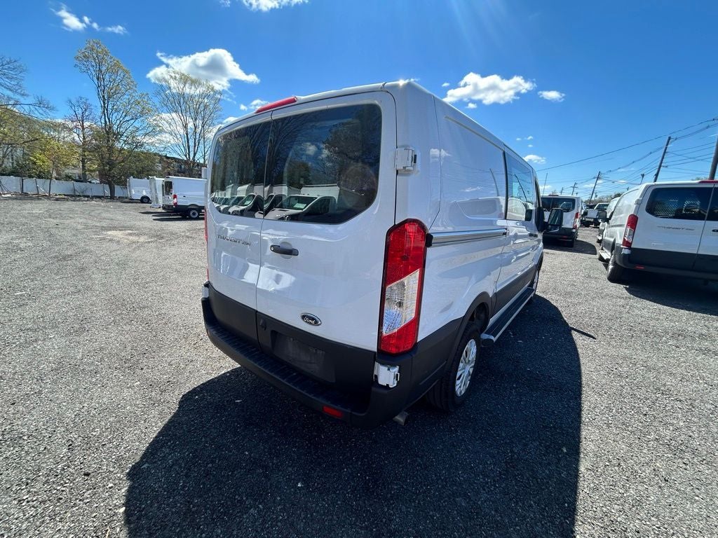 2024 Ford Transit Cargo Van T-250 130" Low Rf 9070 GVWR RWD