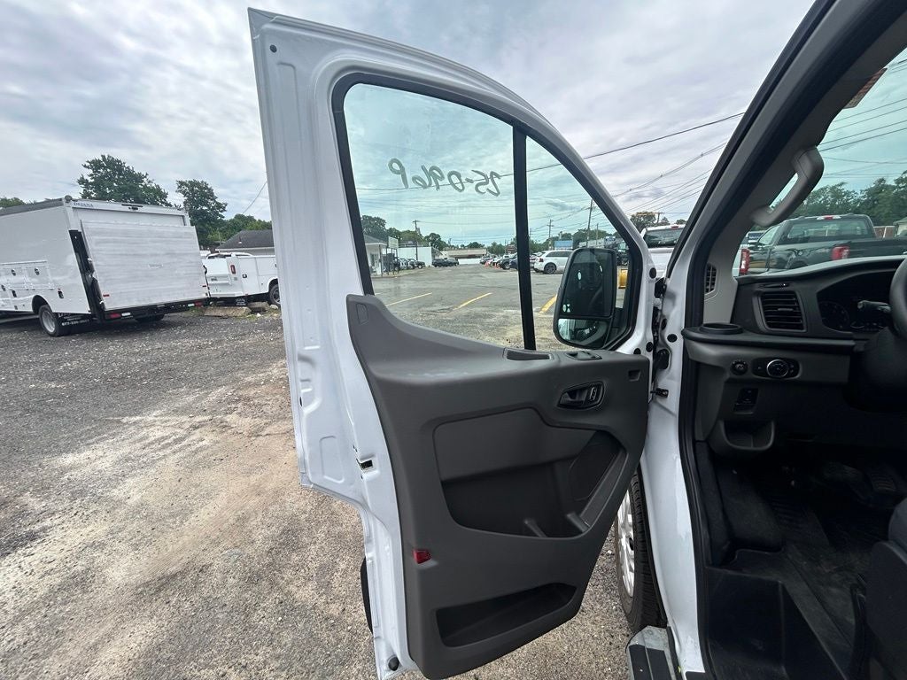 2025 Ford Transit Cargo Van Low Roof