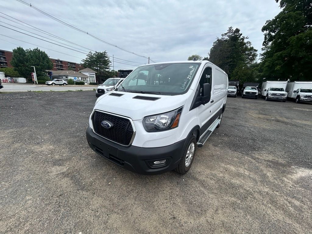 2025 Ford Transit Cargo Van Low Roof