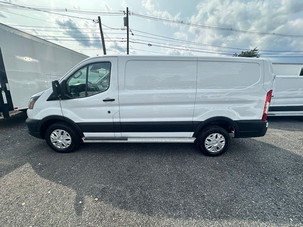2025 Ford Transit-250 Base Low Roof