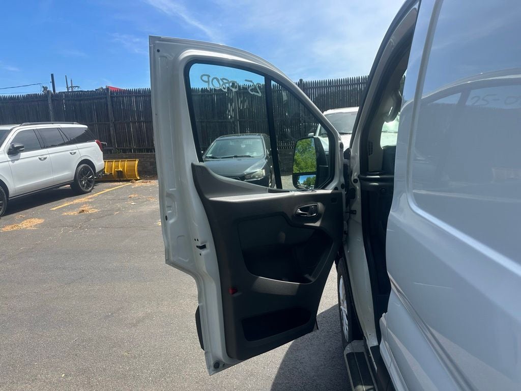 2025 Ford Transit-250 Base Low Roof Cargo