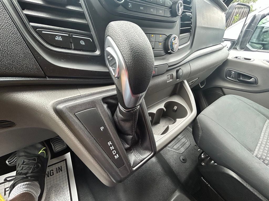 2025 Ford Transit-250 Base Low Roof