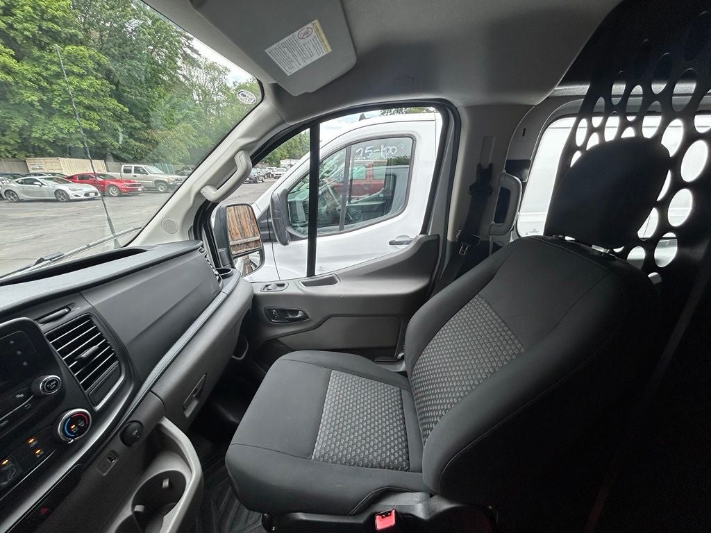 2025 Ford Transit-250 Base Low Roof