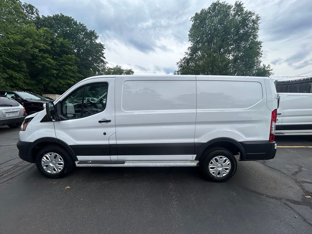 2025 Ford Transit-250 Base Low Roof