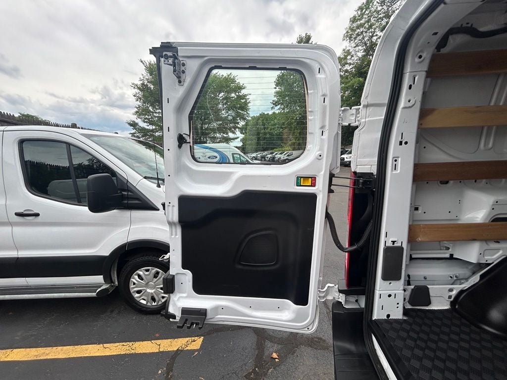 2025 Ford Transit-250 Base Low Roof