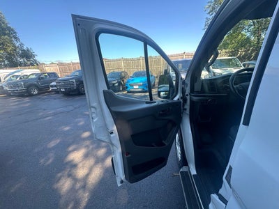 2025 Ford Transit-250 Base Low Roof