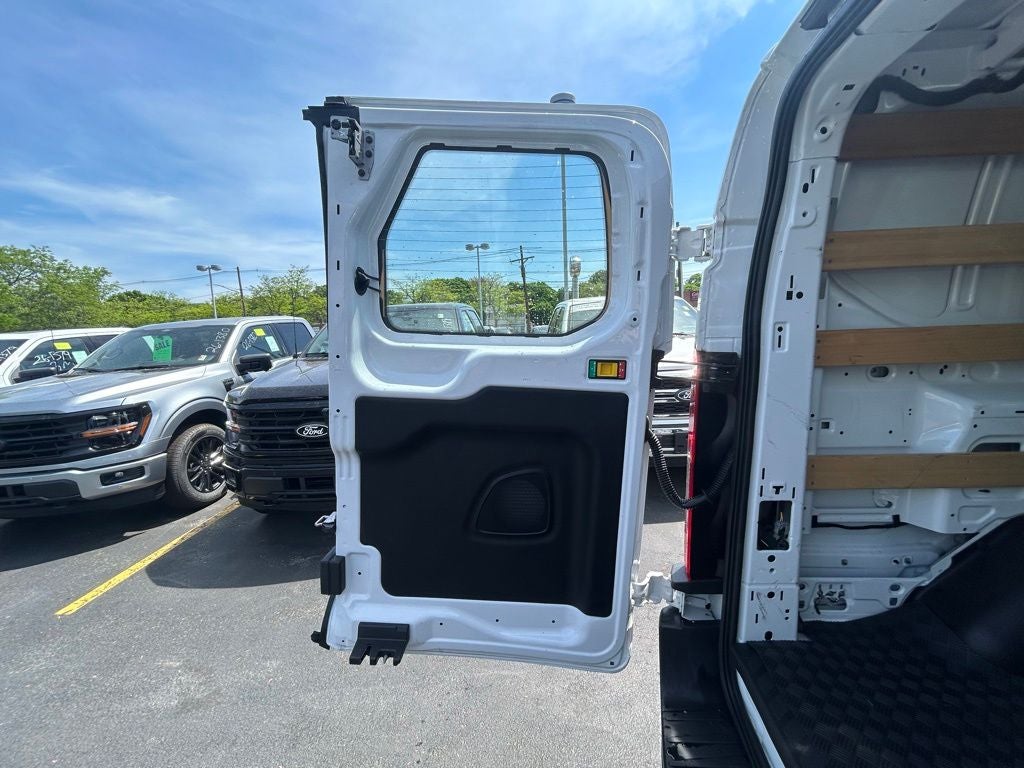 2024 Ford Transit-250 Base Low Roof Cargo