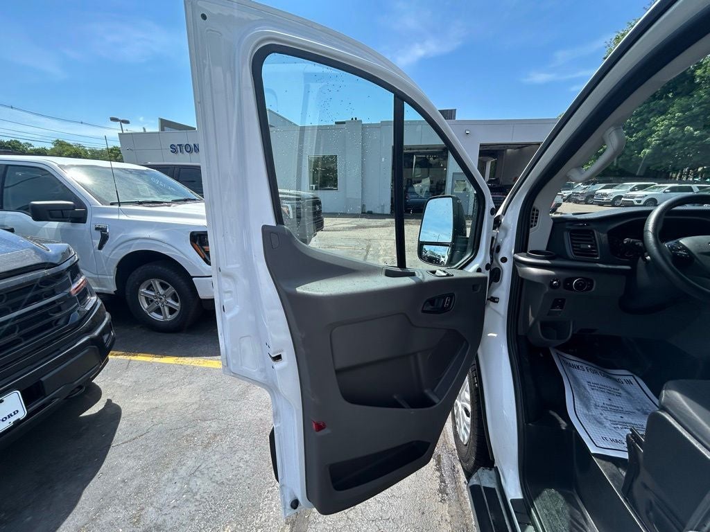 2024 Ford Transit-250 Base Low Roof Cargo