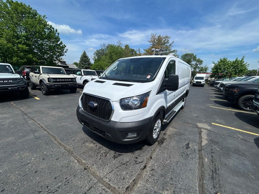 2024 Ford Transit-250 Base Low Roof Cargo