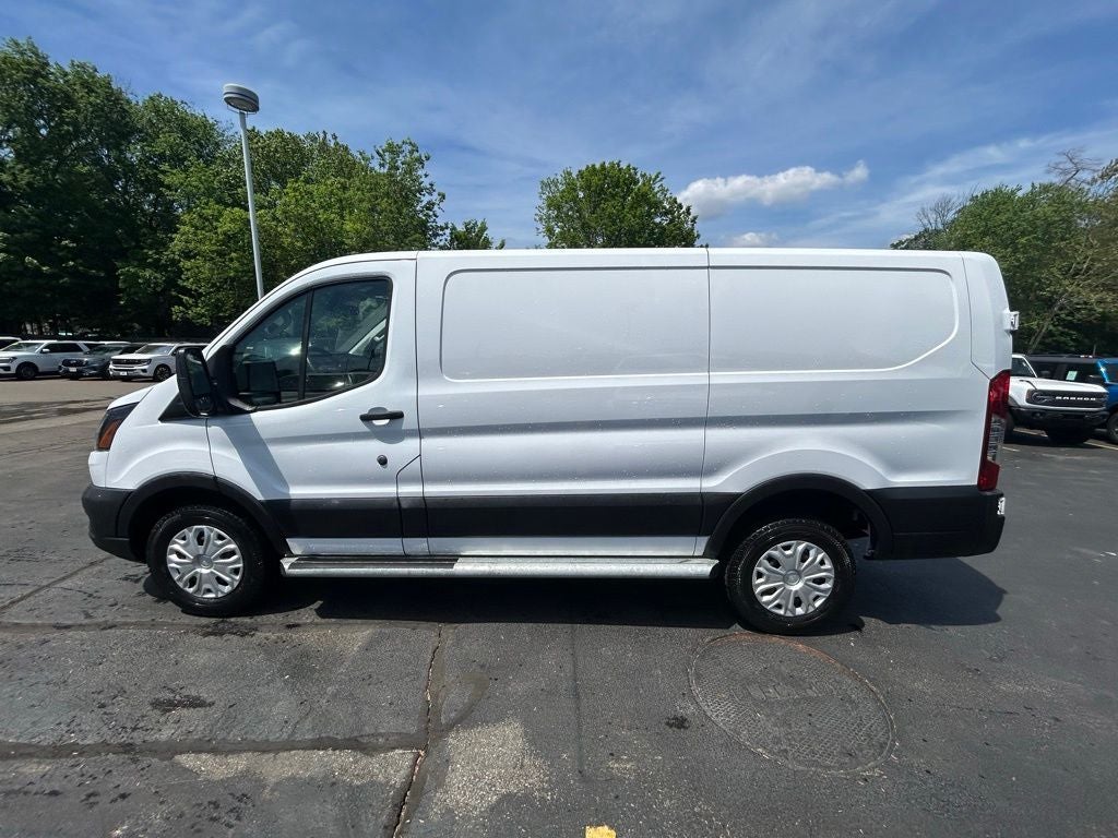 2024 Ford Transit-250 Base Low Roof Cargo