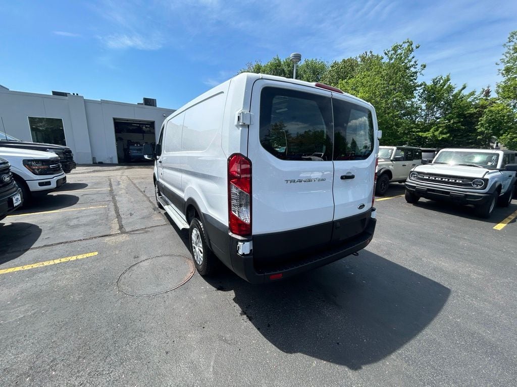 2024 Ford Transit-250 Base Low Roof Cargo