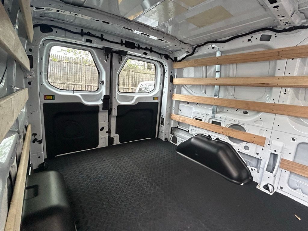 2025 Ford Transit-250 Base Low Roof Certified P/O