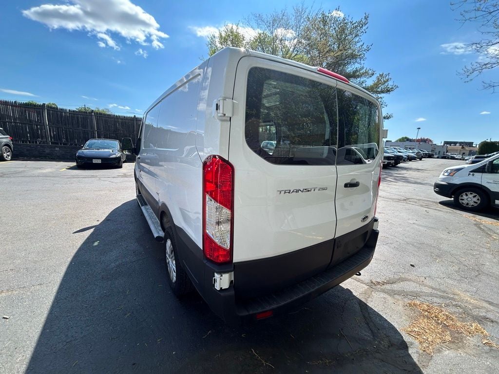 2025 Ford Transit-250 Base Low Roof Certified P/O