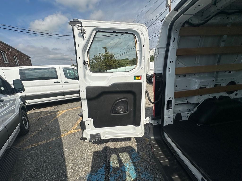 2025 Ford Transit-250 Base Low Roof