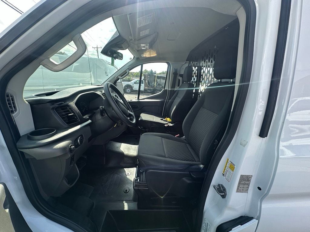2025 Ford Transit-250 Base Low Roof